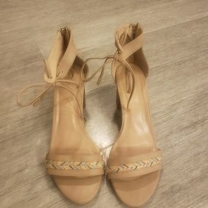 Womens size 10 wedge heals